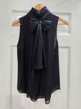 Frame 100% Silk Black Sleeveless Bow-Neck Blouse